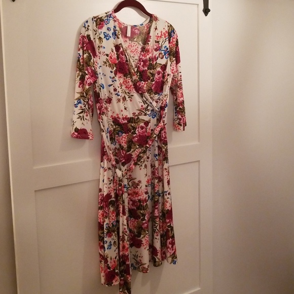 Pinkblush Dresses & Skirts - pinkblush dress worn once M/L